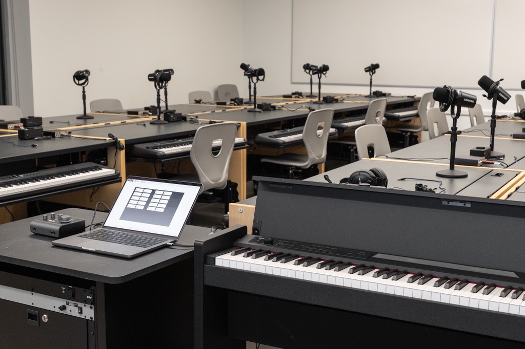 Picture of the new THS music-tech lab