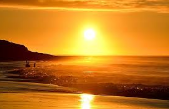 Think of the sunset with this year's Golden Hour Prom